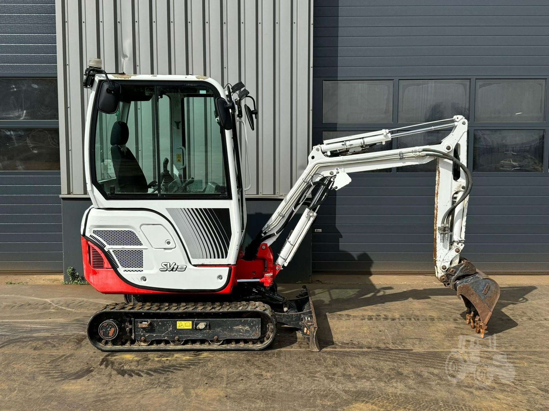 2016 YANMAR SV18X - Image 2