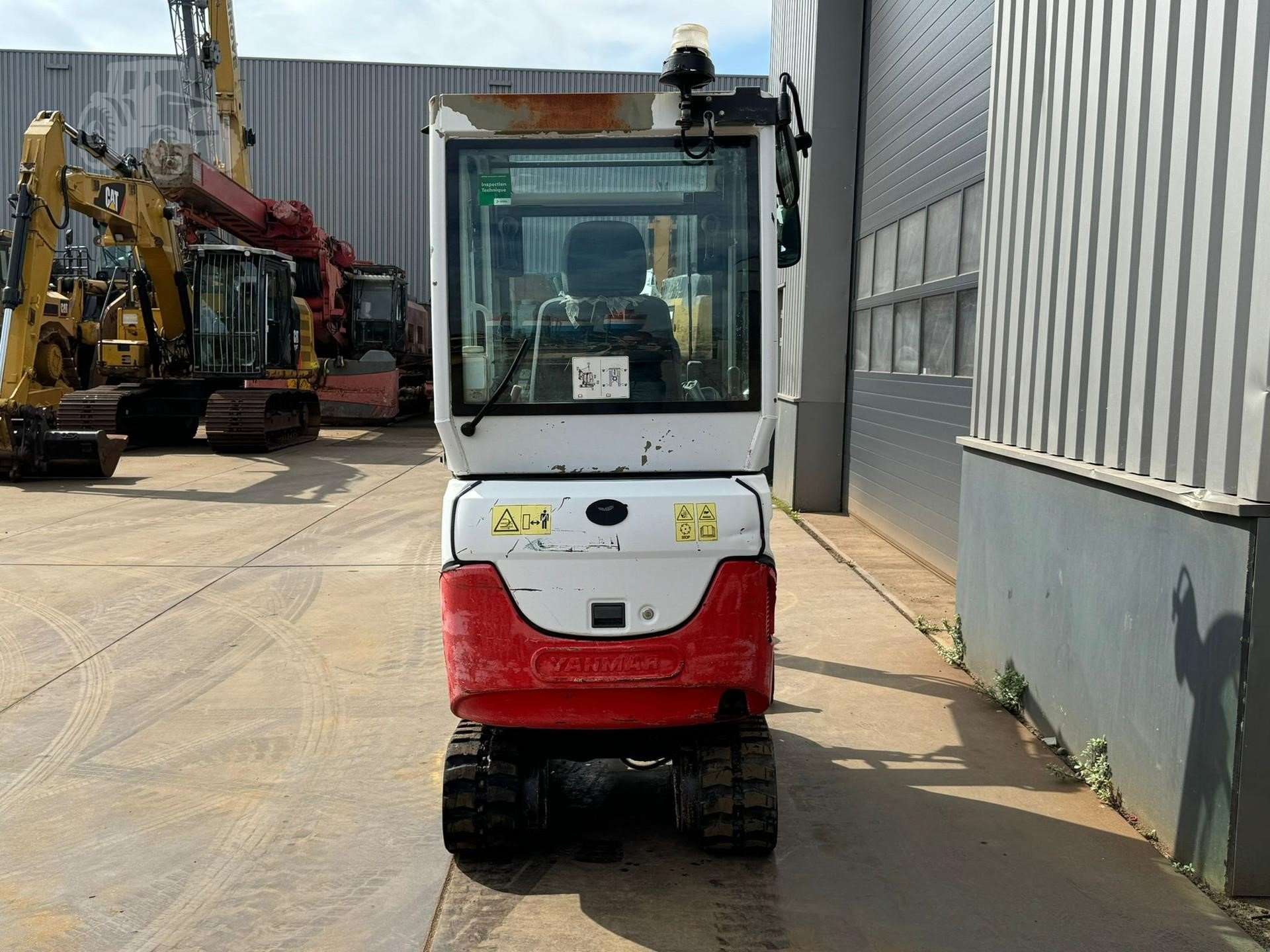 2016 YANMAR SV18X - Image 11