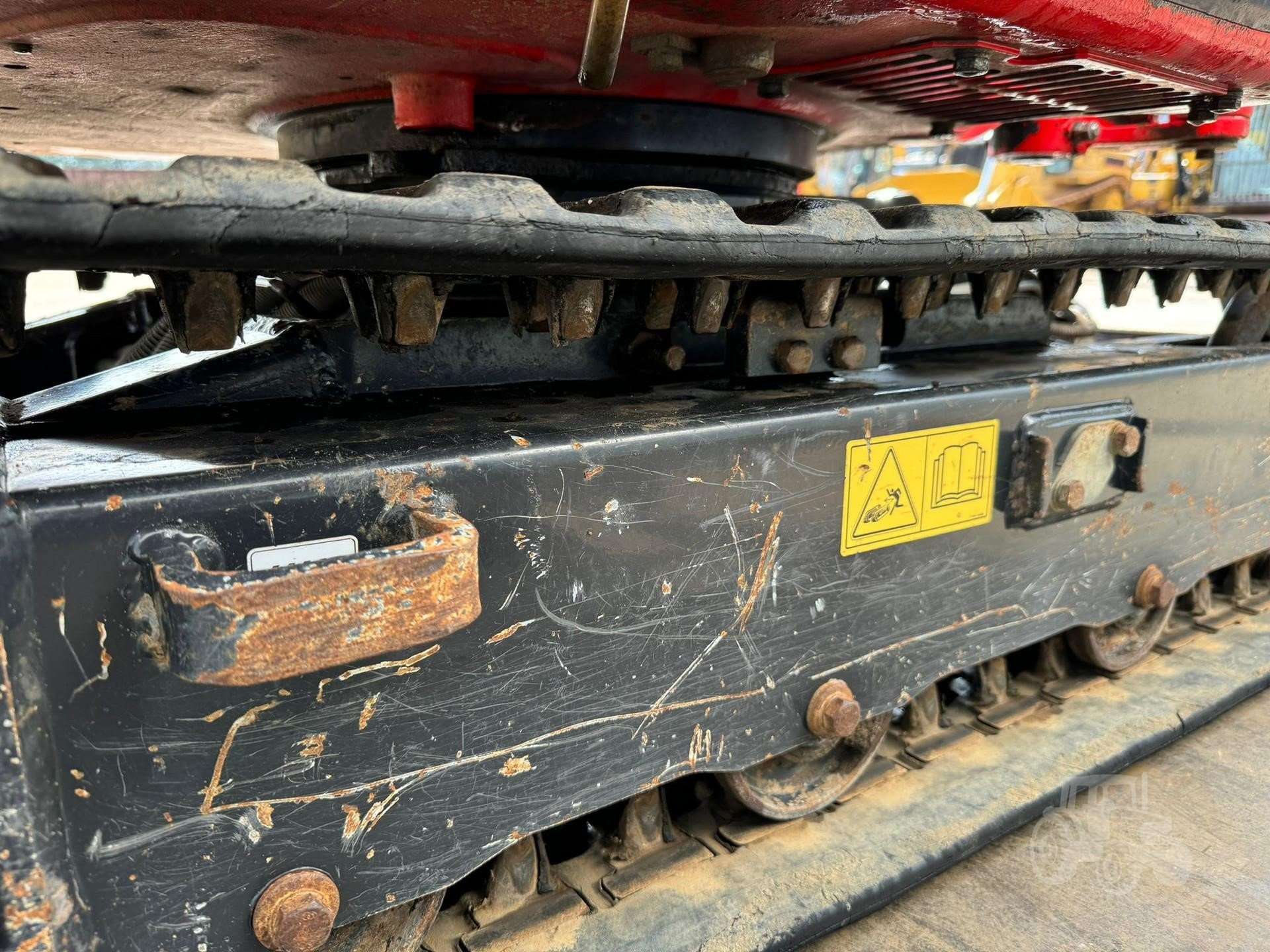 2016 YANMAR SV18X - Image 14