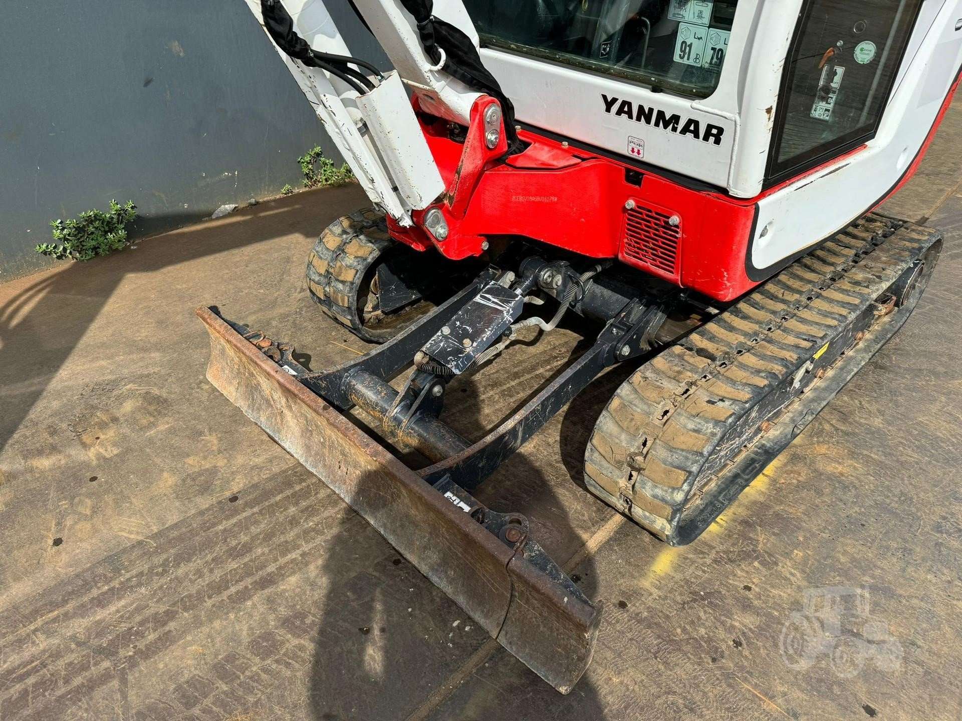 2016 YANMAR SV18X - Image 27