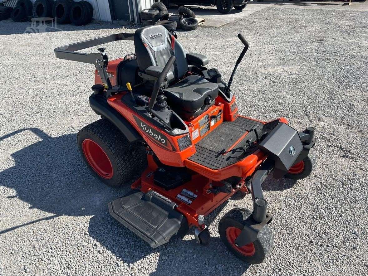 2023 KUBOTA ZD1211 - Image 12