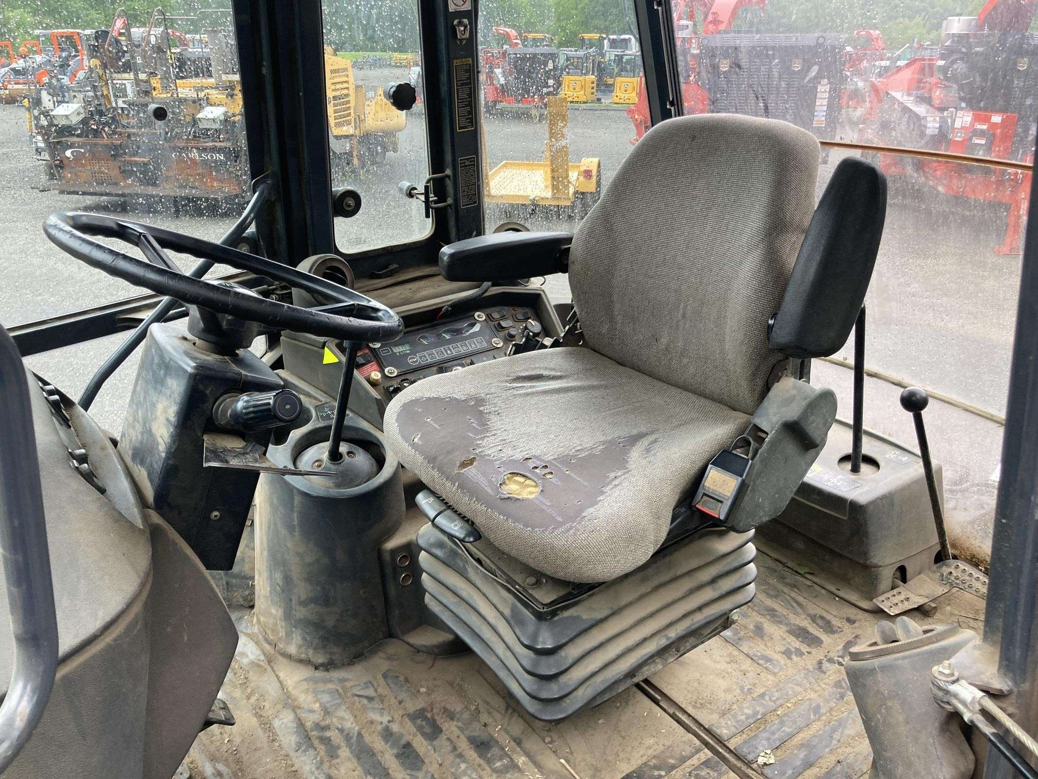 2002 DEERE 410G - Image 8