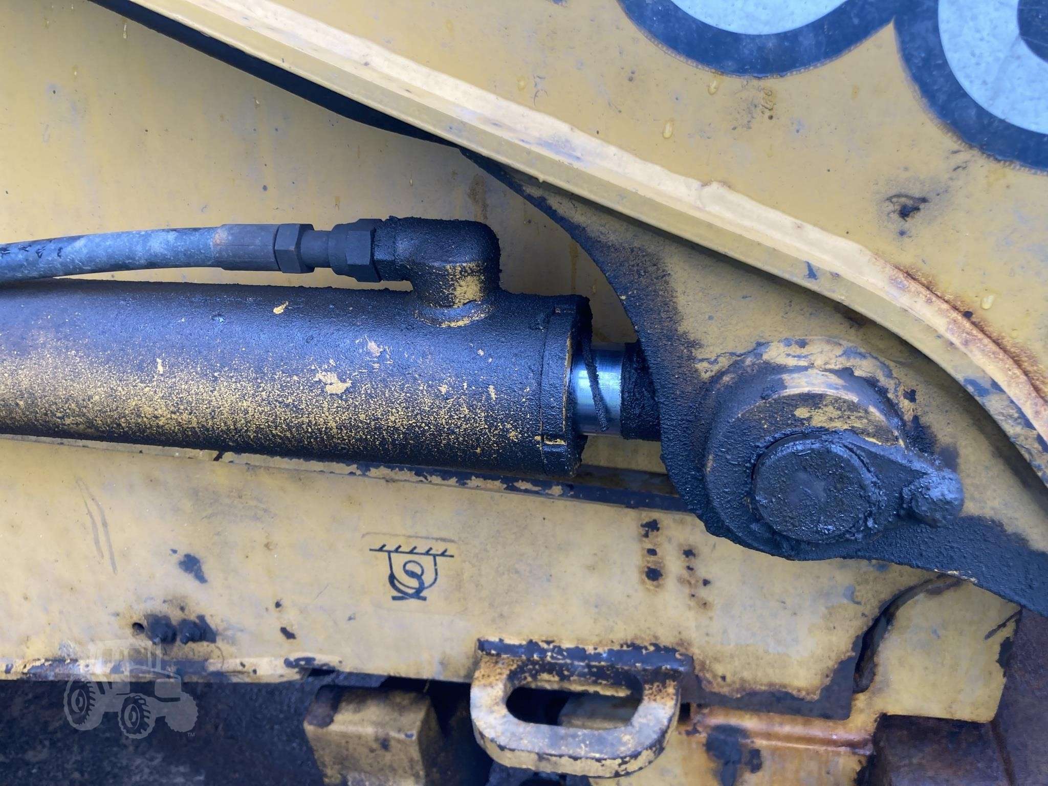 2002 DEERE 410G - Image 11