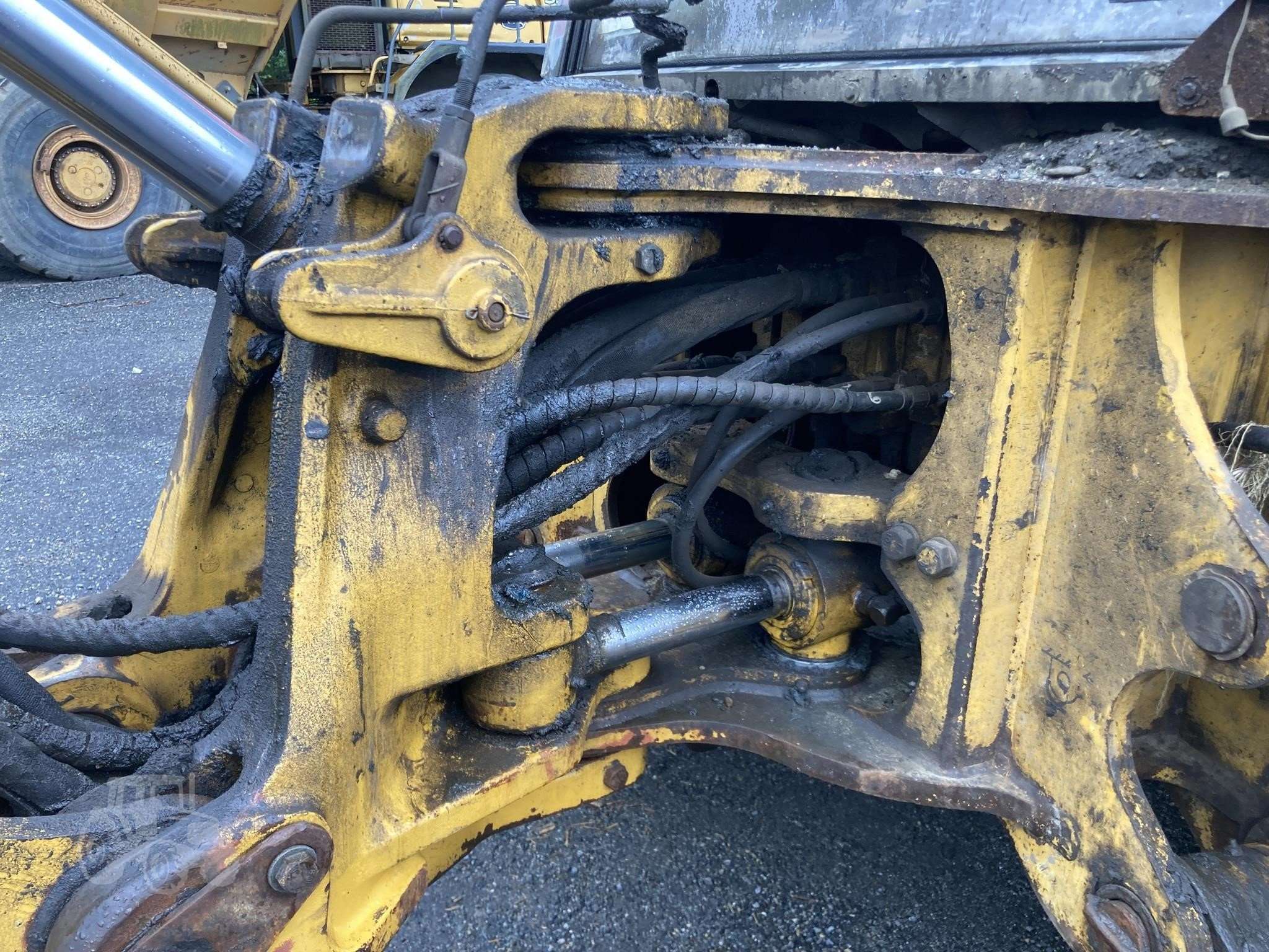 2002 DEERE 410G - Image 24