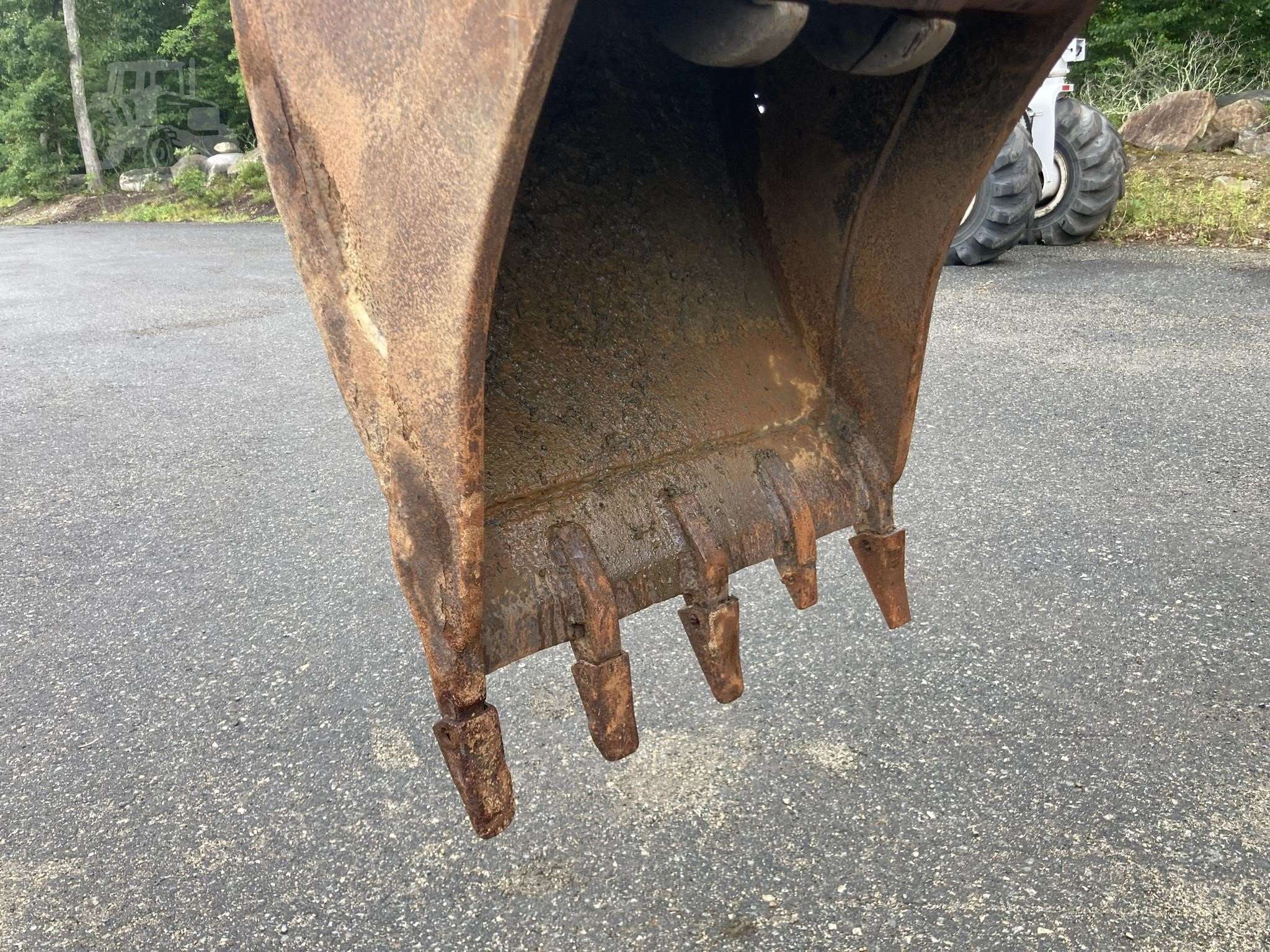 2002 DEERE 410G - Image 26