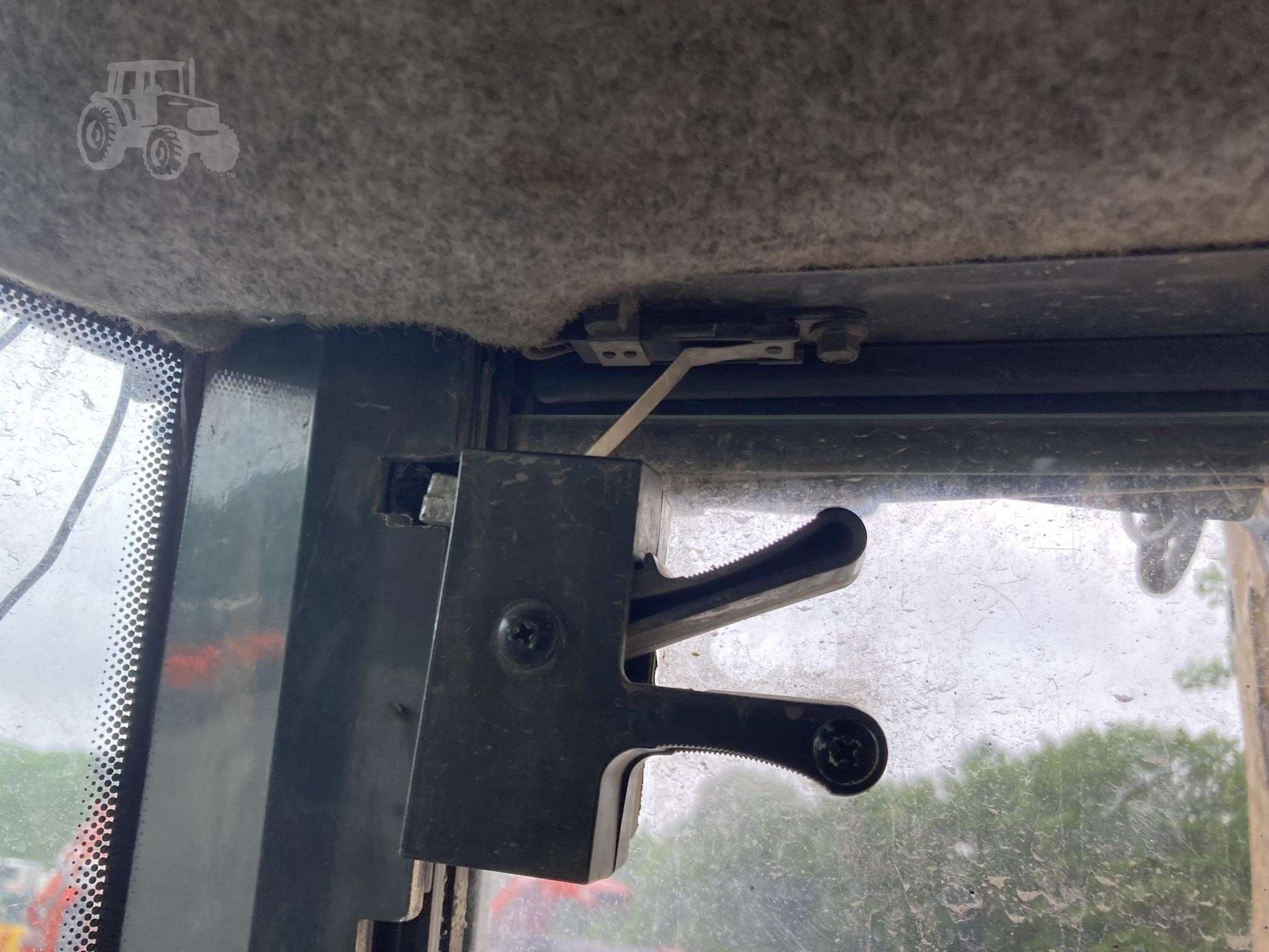 2002 DEERE 410G - Image 35