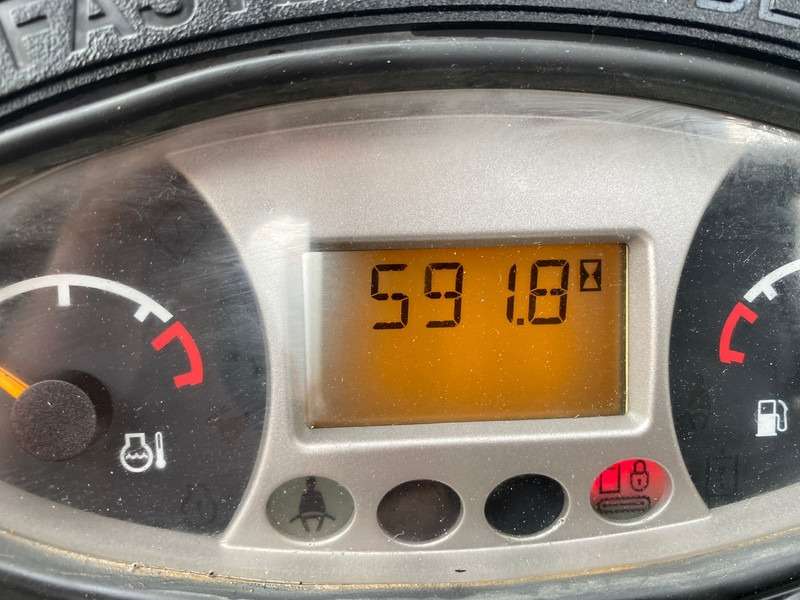 2020 Bobcat E27 - Image 2