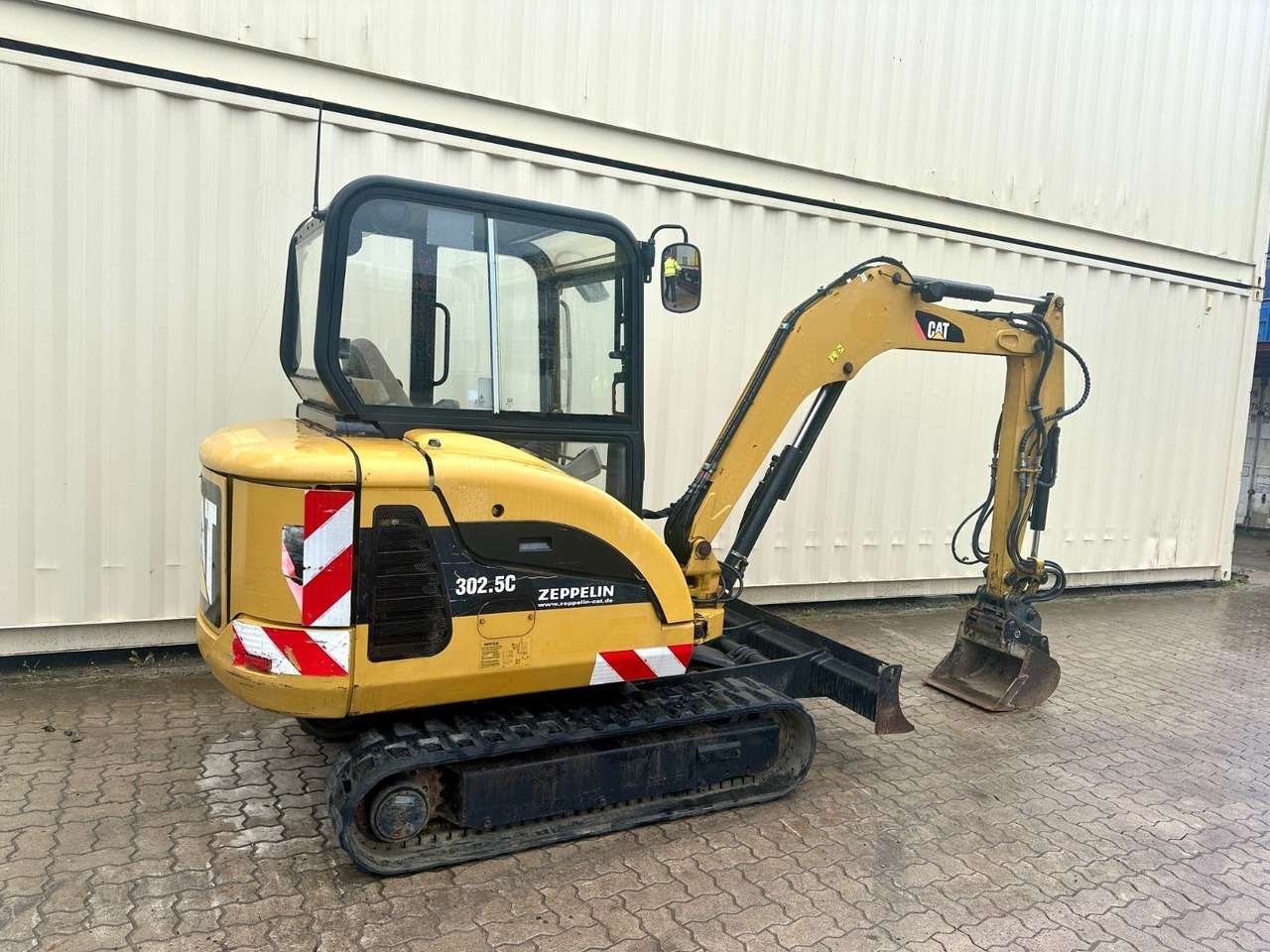 2010 Caterpillar 302.5C Mini excavator - Image 11
