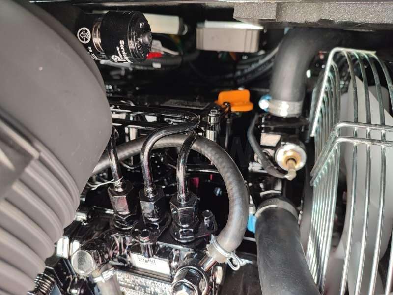 2022 Kato VXE HD 17 Mini excavator - Image 12