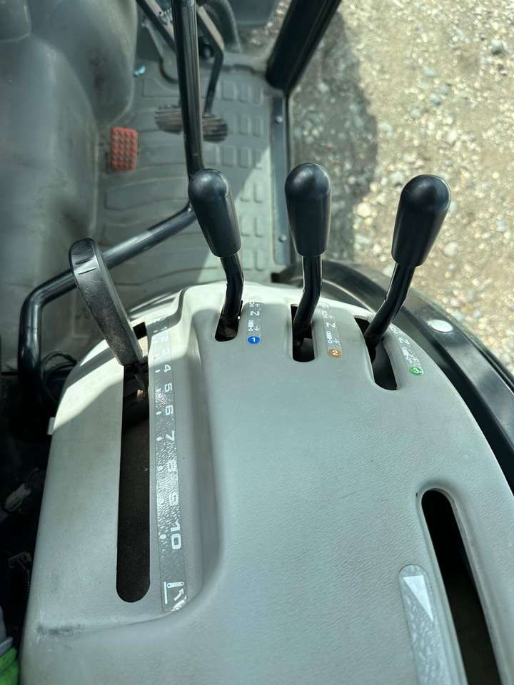 2016 Claas Nexos 210 VL 28 Farm tractor - Image 13