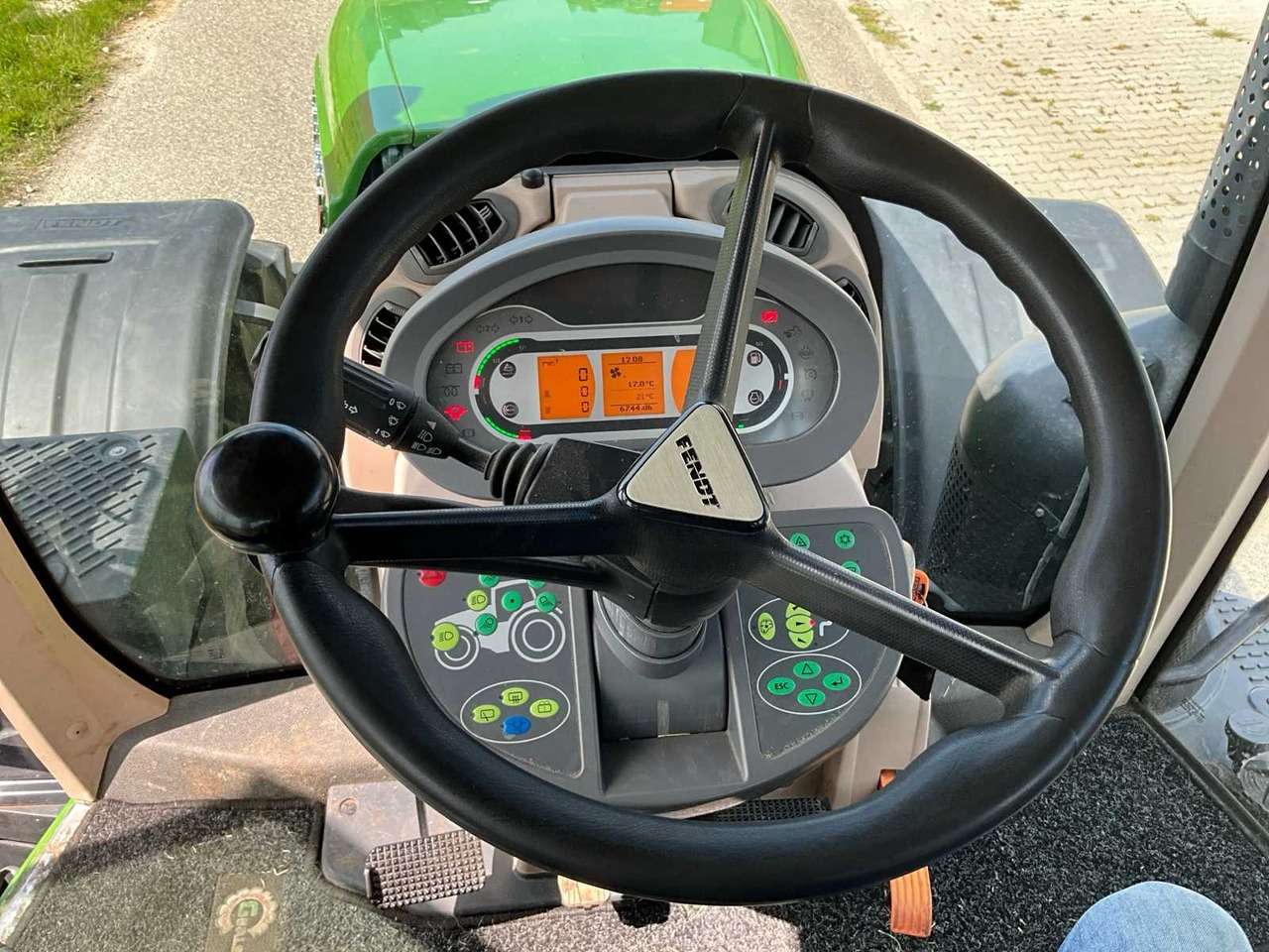 2020 Fendt 828 Vario S4 Farm Profi Plus tractor - Image 24