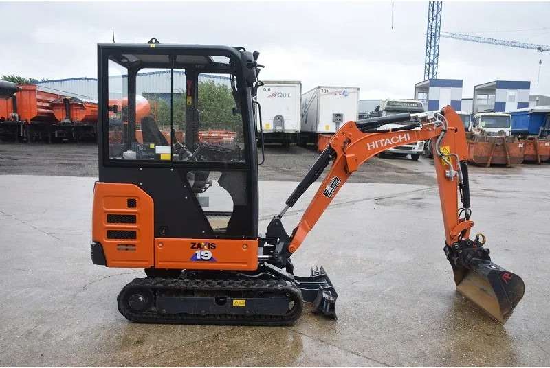 2022 Hitachi ZX19.6 CR Mini excavator - Image 13