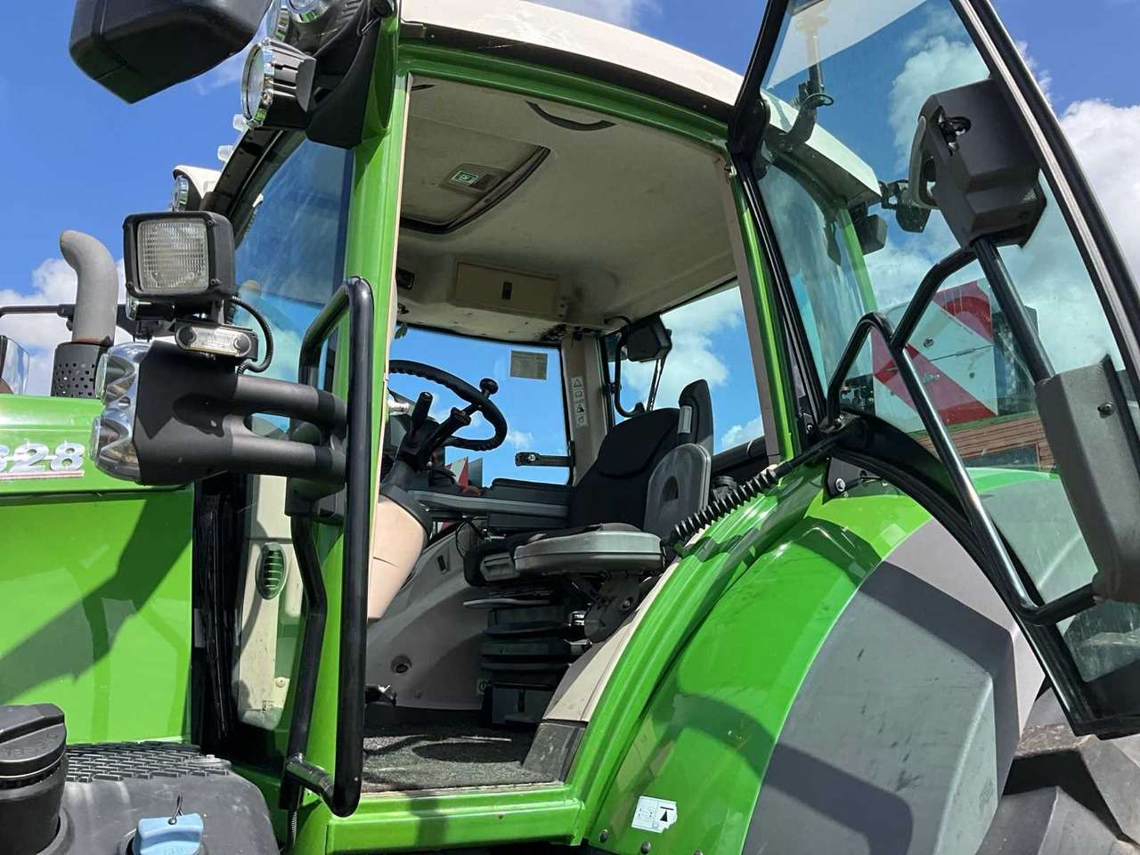 2020 Fendt 828 Vario S4 Farm Profi Plus tractor - Image 22