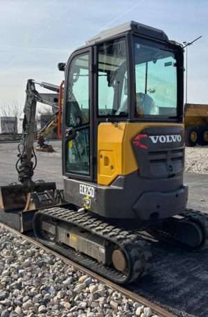 2020 VOLVO ECR25D Crawler excavator