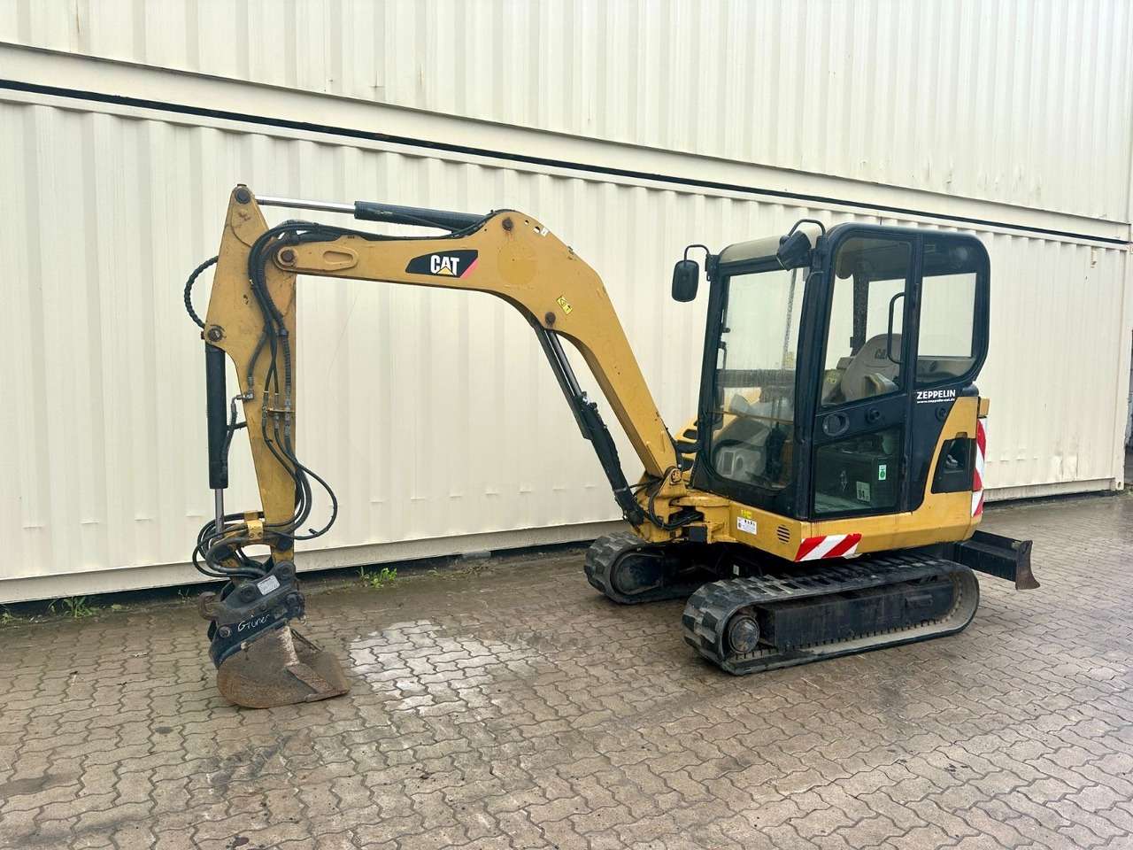 2010 Caterpillar 302.5C Mini excavator - Image 15