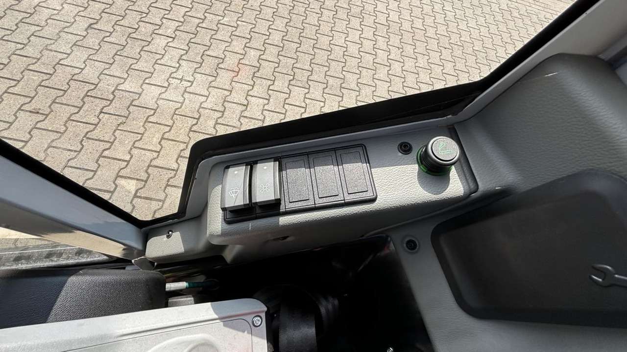 2023 Wacker ET18 Mini excavator - Image 16