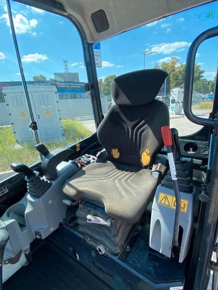 2019 Kubota KX027-4 Mini excavator - Image 18