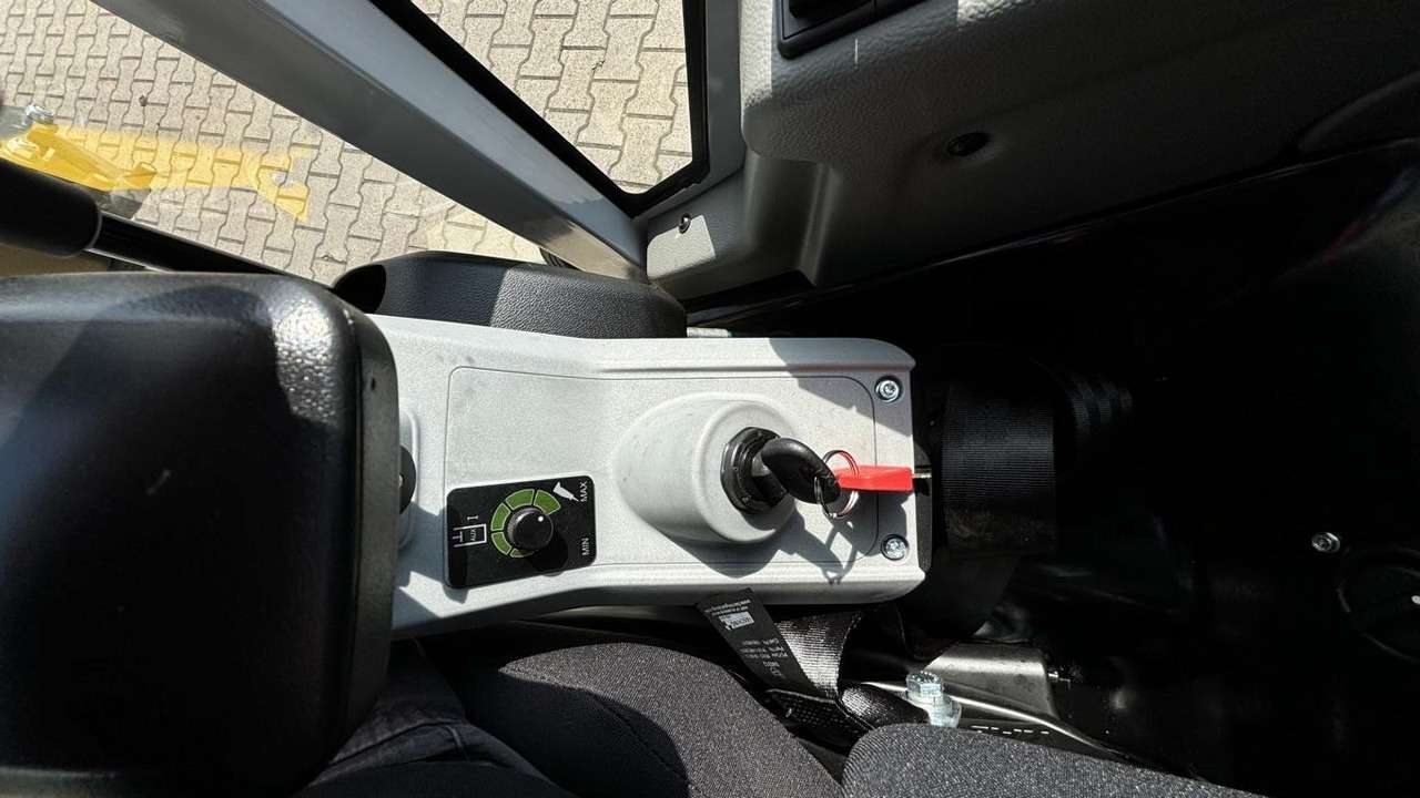 2023 Wacker ET18 Mini excavator - Image 18