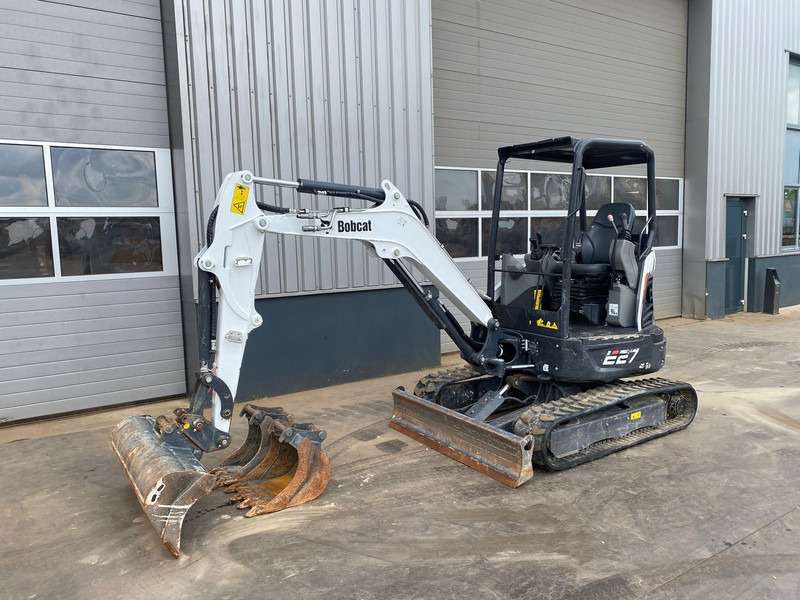 2020 Bobcat E27