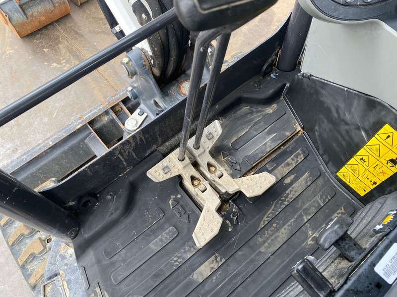 2020 Bobcat E27 - Image 3