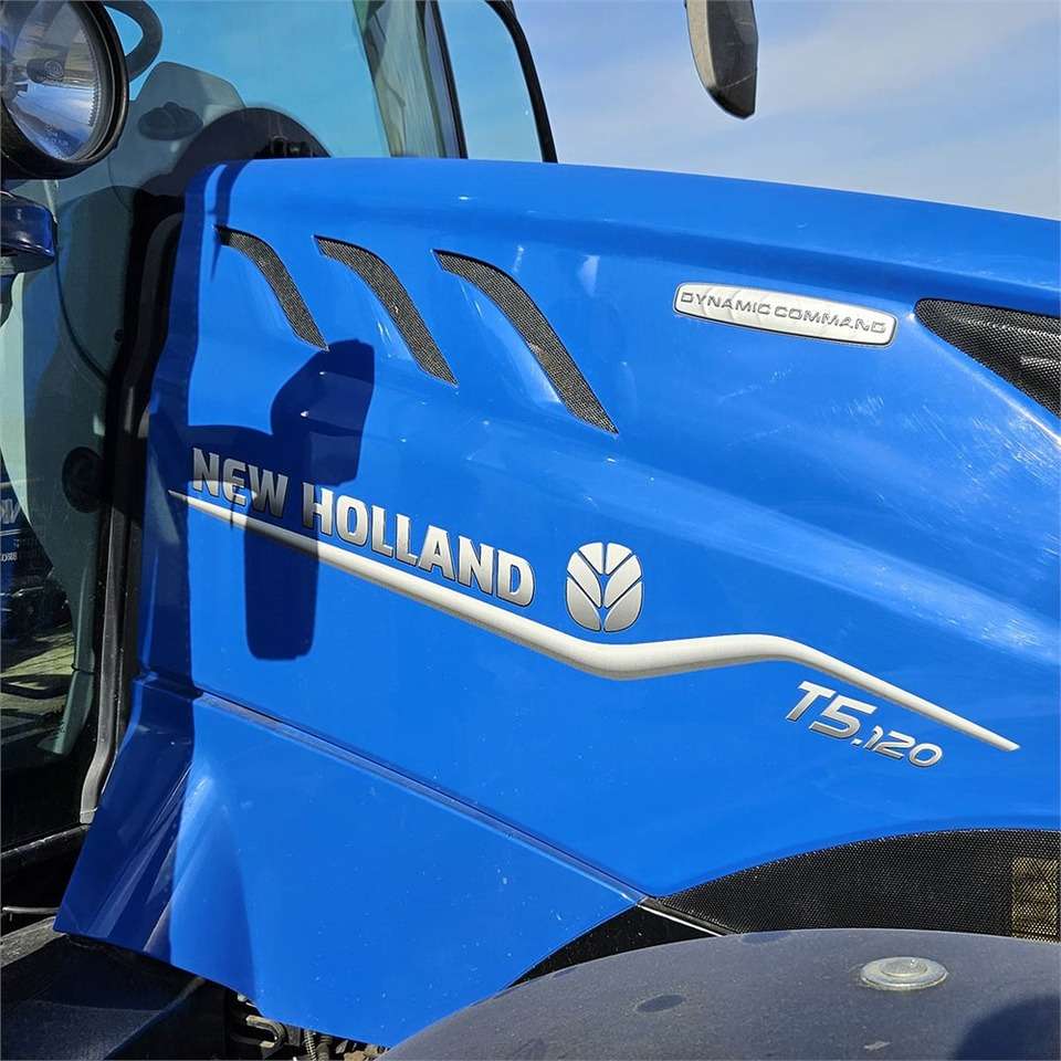 2021 New Holland T5.120DC Farm tractor - Image 3