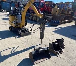 2022 Caterpillar 300.9 D Mini excavator