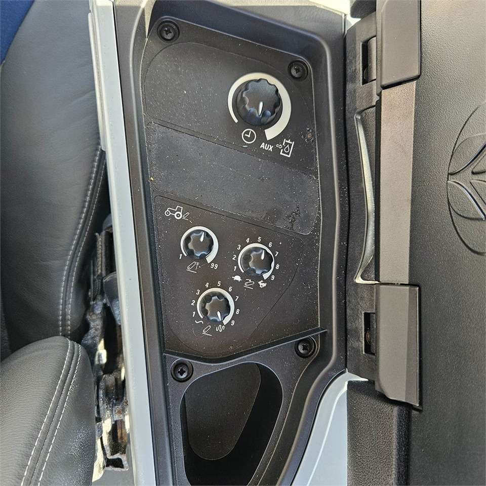 2021 New Holland T5.120DC Farm tractor - Image 29