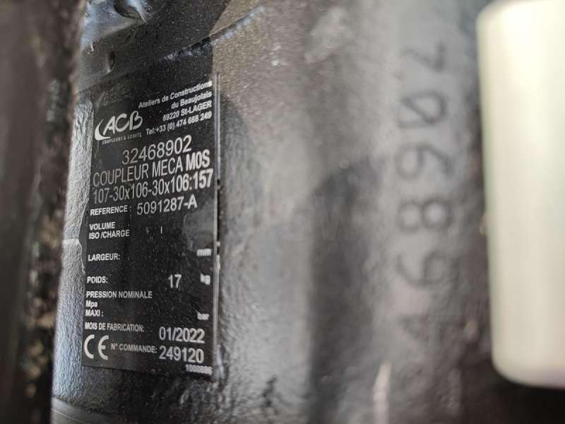 2022 Kato VXE HD 17 Mini excavator - Image 30