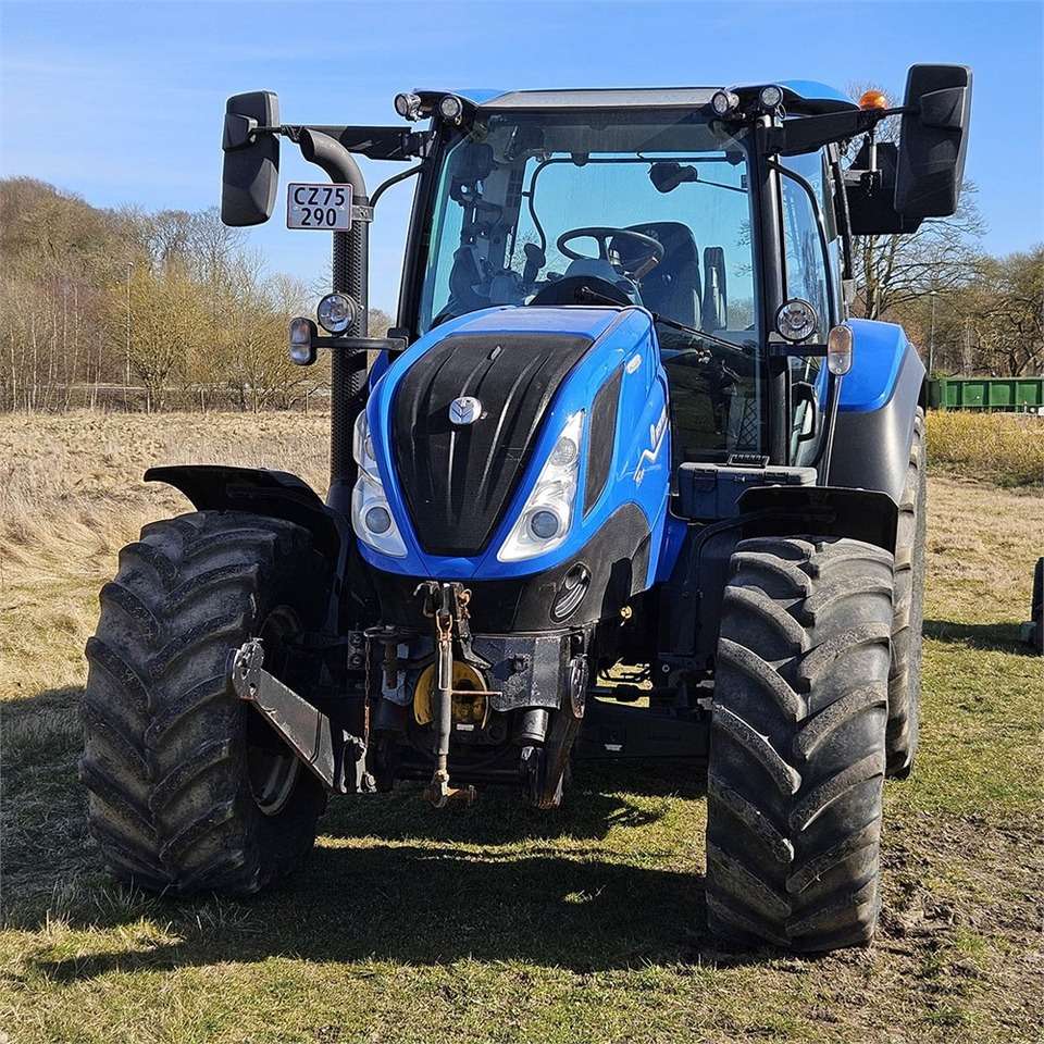 2021 New Holland T5.120DC Farm tractor - Image 33
