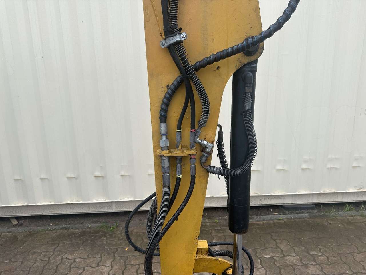 2010 Caterpillar 302.5C Mini excavator - Image 5