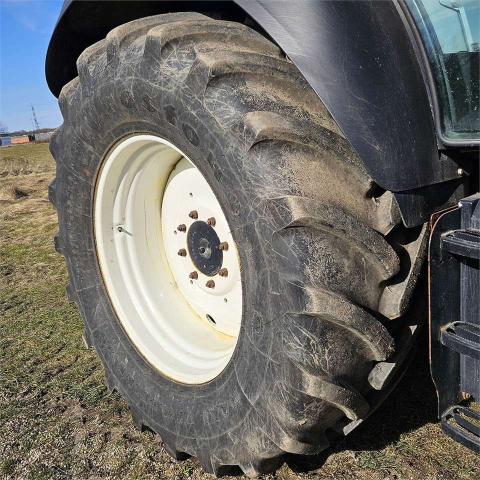 2021 New Holland T5.120DC Farm tractor - Image 5