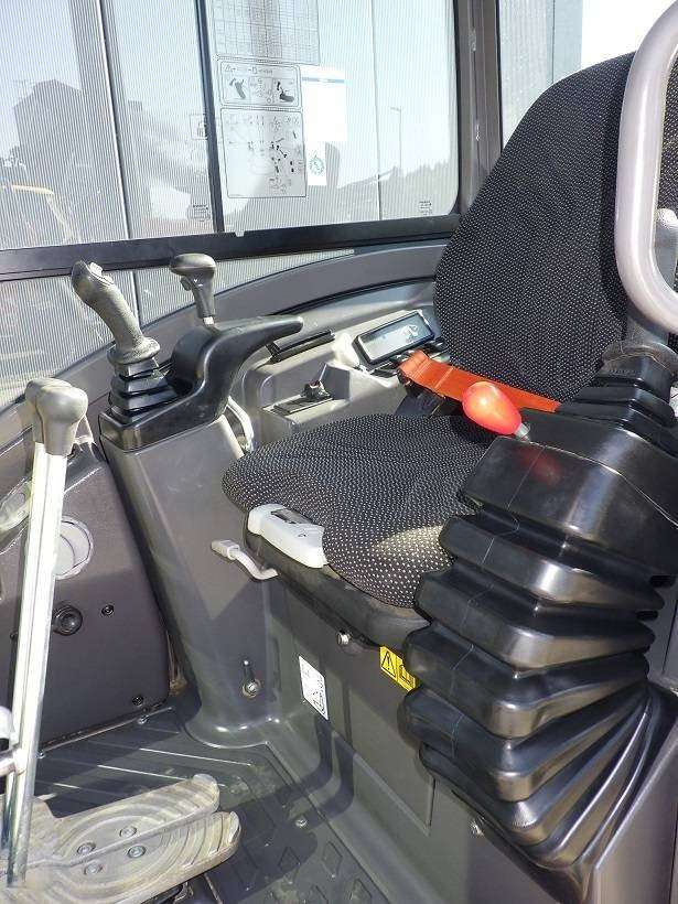 2022 Volvo ECR25D Mini excavator - Image 5