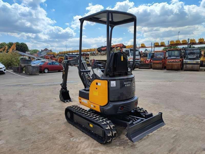 2022 Kato VXE HD 17 Mini excavator - Image 41