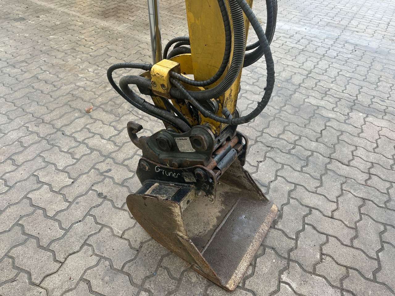 2010 Caterpillar 302.5C Mini excavator - Image 7