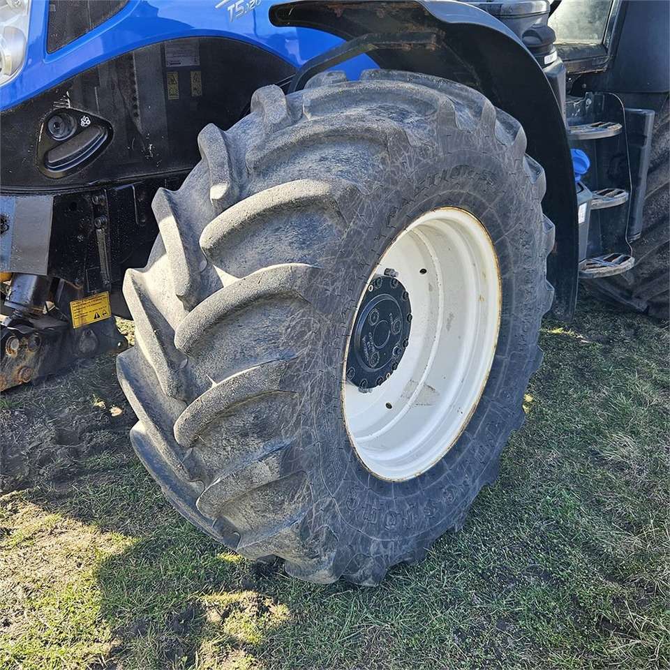 2021 New Holland T5.120DC Farm tractor - Image 7