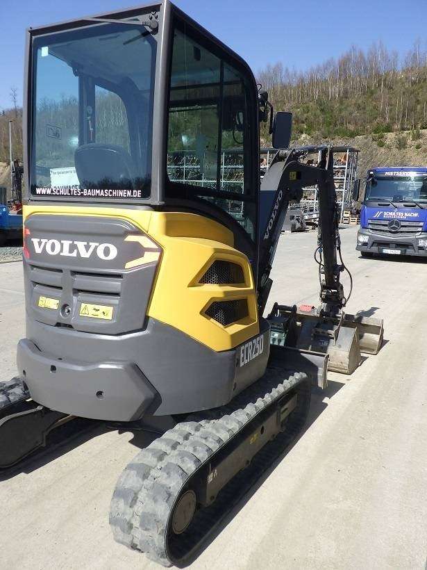2022 Volvo ECR25D Mini excavator - Image 7
