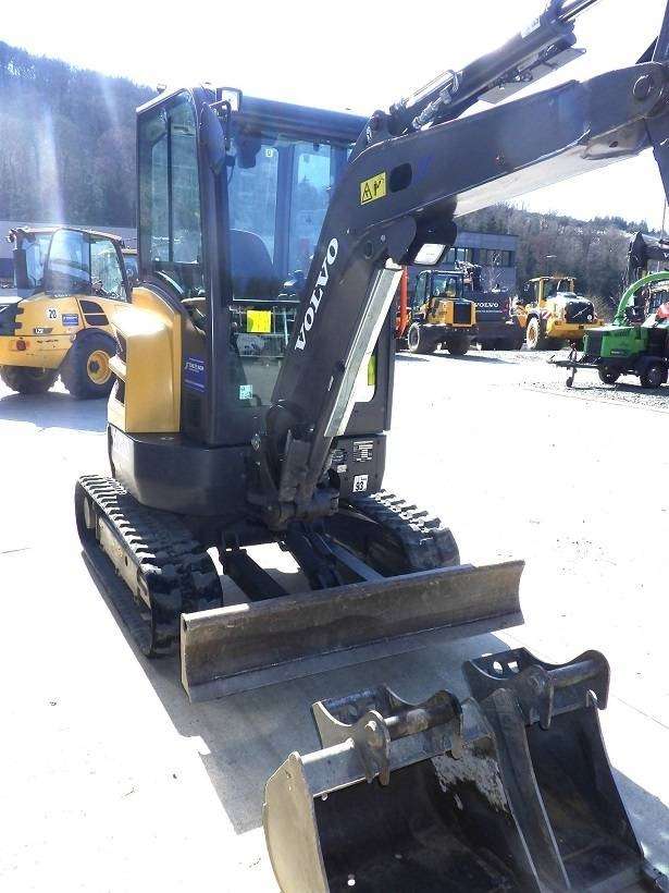 2022 Volvo ECR25D Mini excavator - Image 8