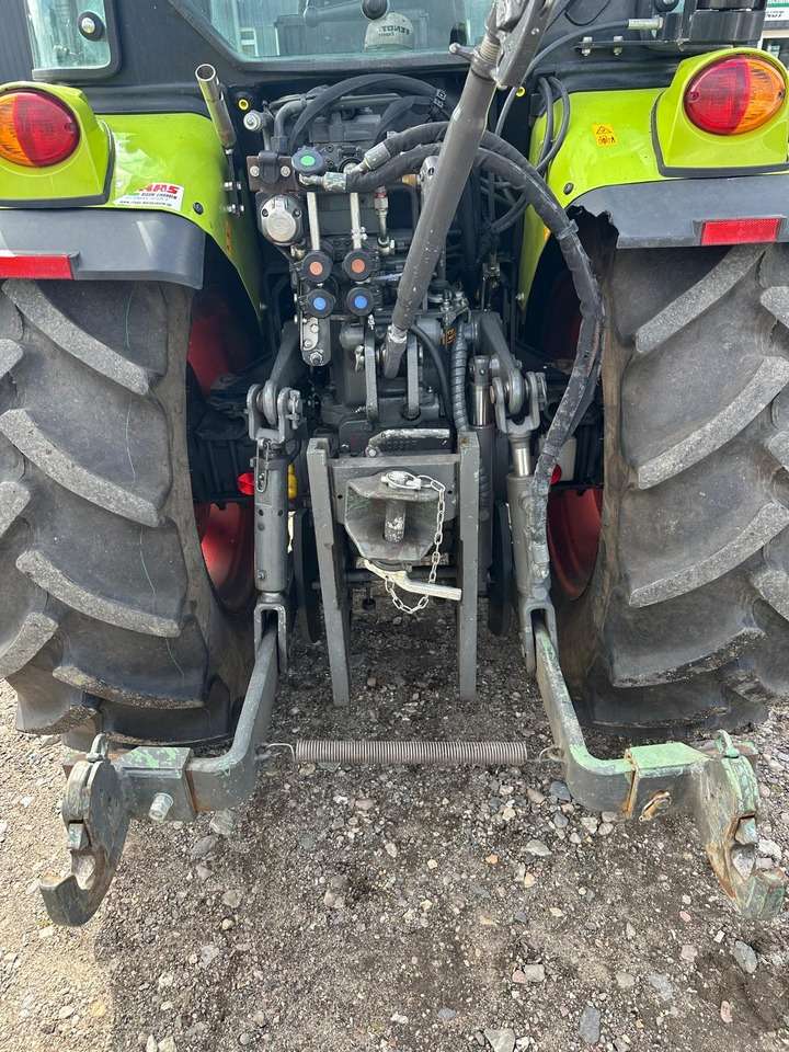 2016 Claas Nexos 210 VL 28 Farm tractor - Image 9