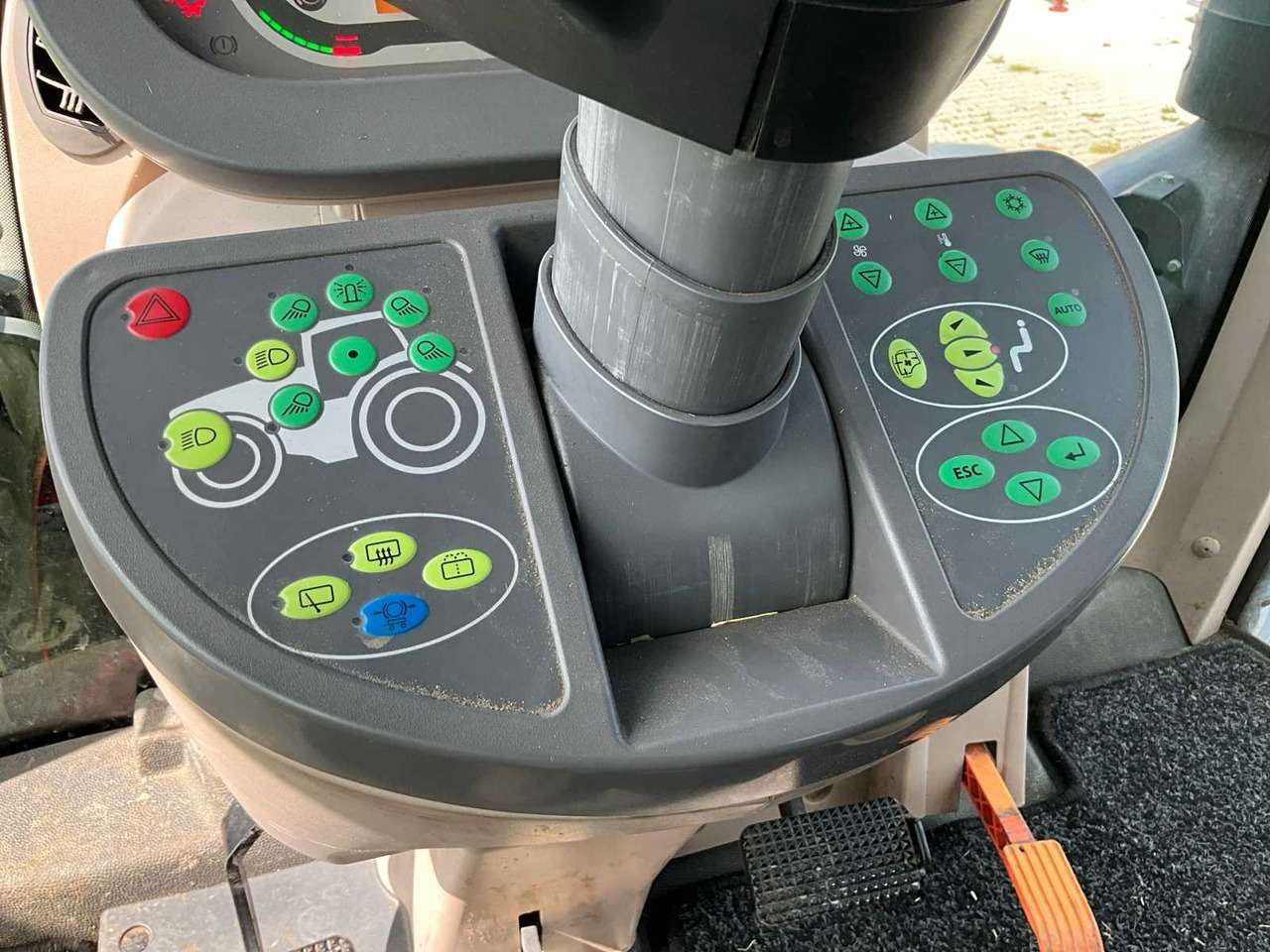 2020 Fendt 828 Vario S4 Farm Profi Plus tractor - Image 28