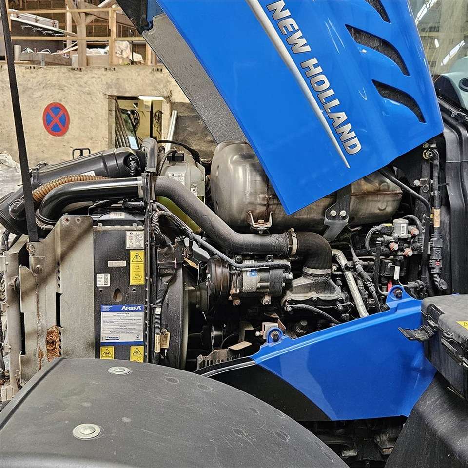 2021 New Holland T5.120DC Farm tractor - Image 9