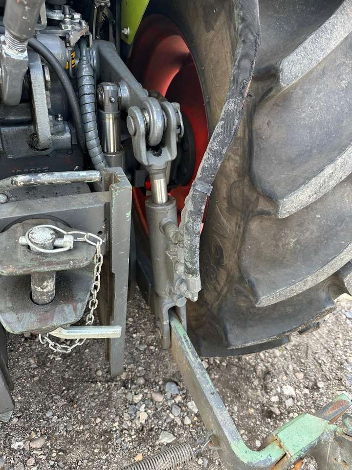 2016 Claas Nexos 210 VL 28 Farm tractor - Image 10