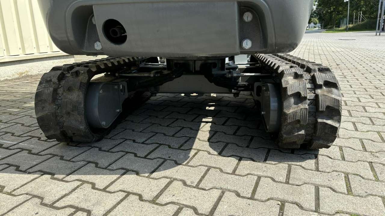 2023 Wacker ET18 Mini excavator - Image 10