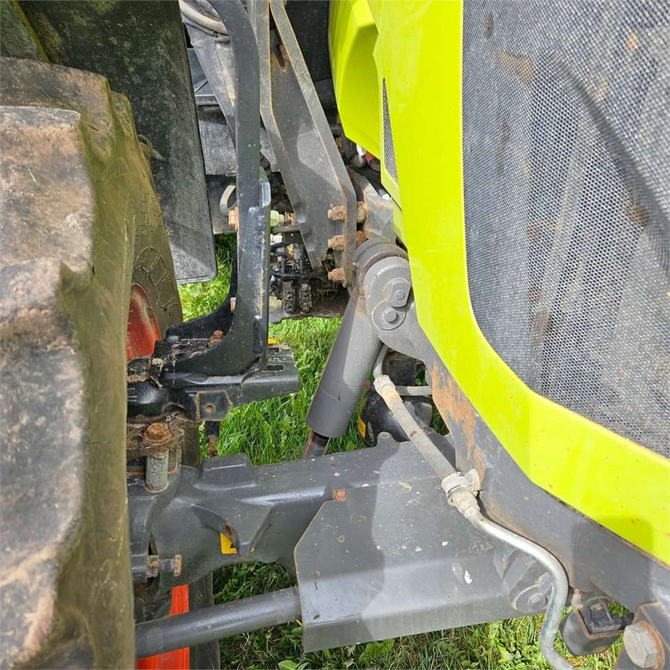 2022 Claas 530 Arion tractor - Image 2