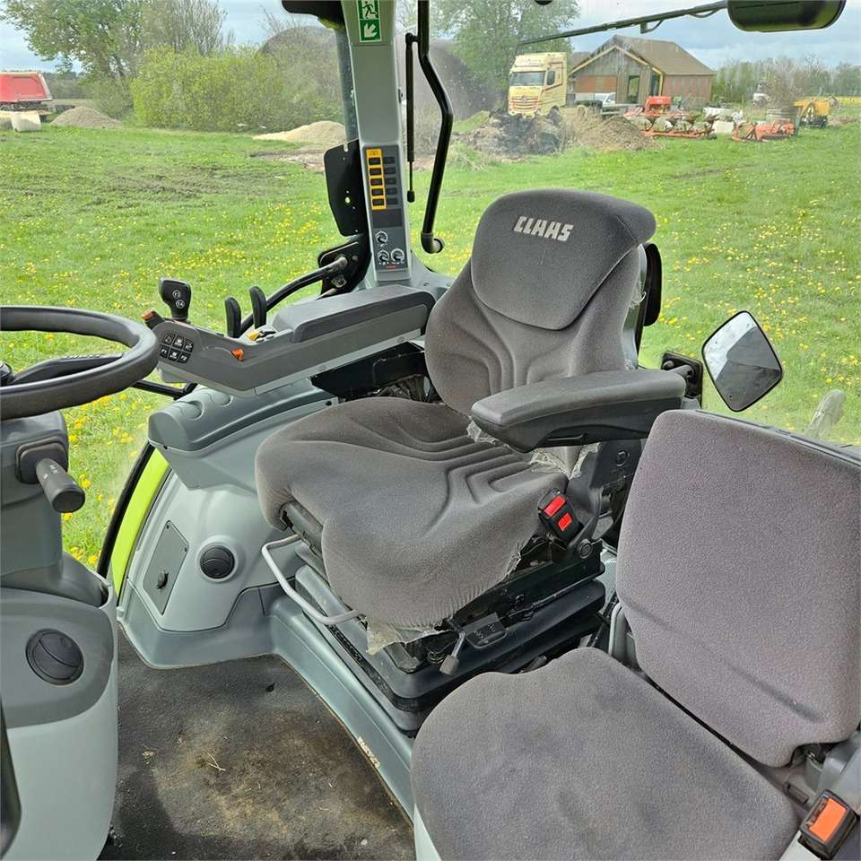 2022 Claas 530 Arion tractor - Image 26