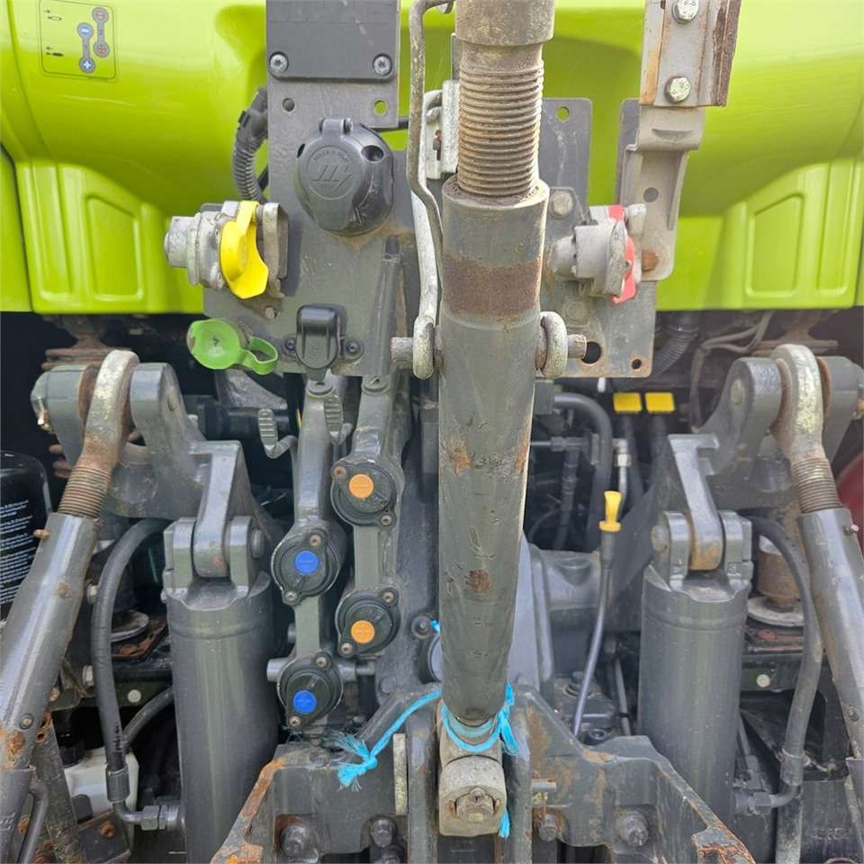 2022 Claas 530 Arion tractor - Image 8