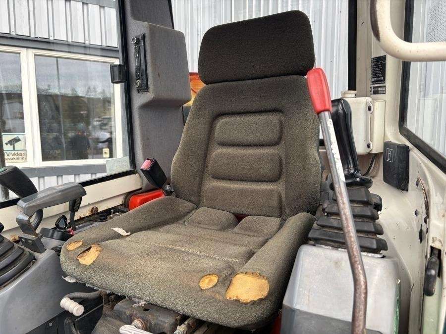 2010 Kubota KX61-3 Excavator - Image 13