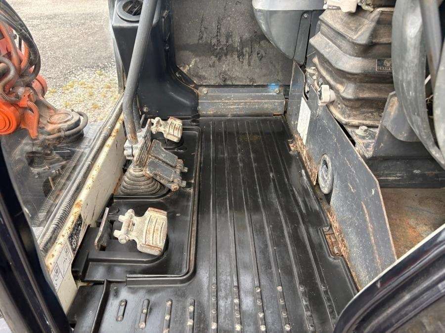 2010 Kubota KX61-3 Excavator - Image 15