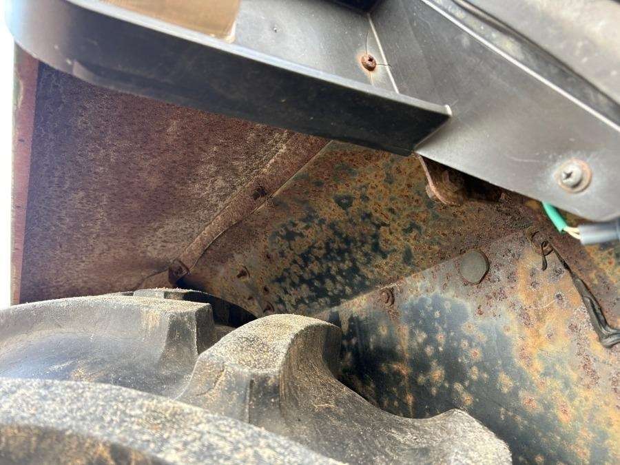 1987 John Deere 2450 Traktor - Image 20