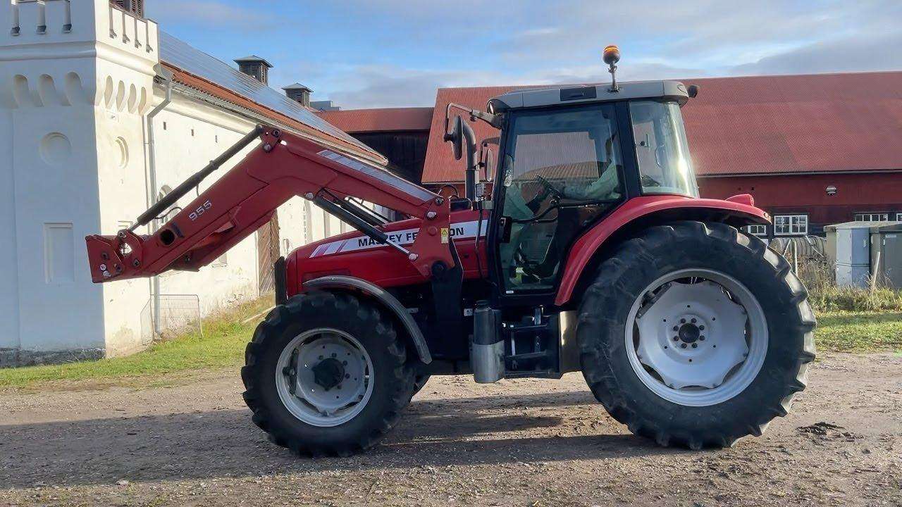 2006 Massey Ferguson 5465 Tractor with loader - Image 3