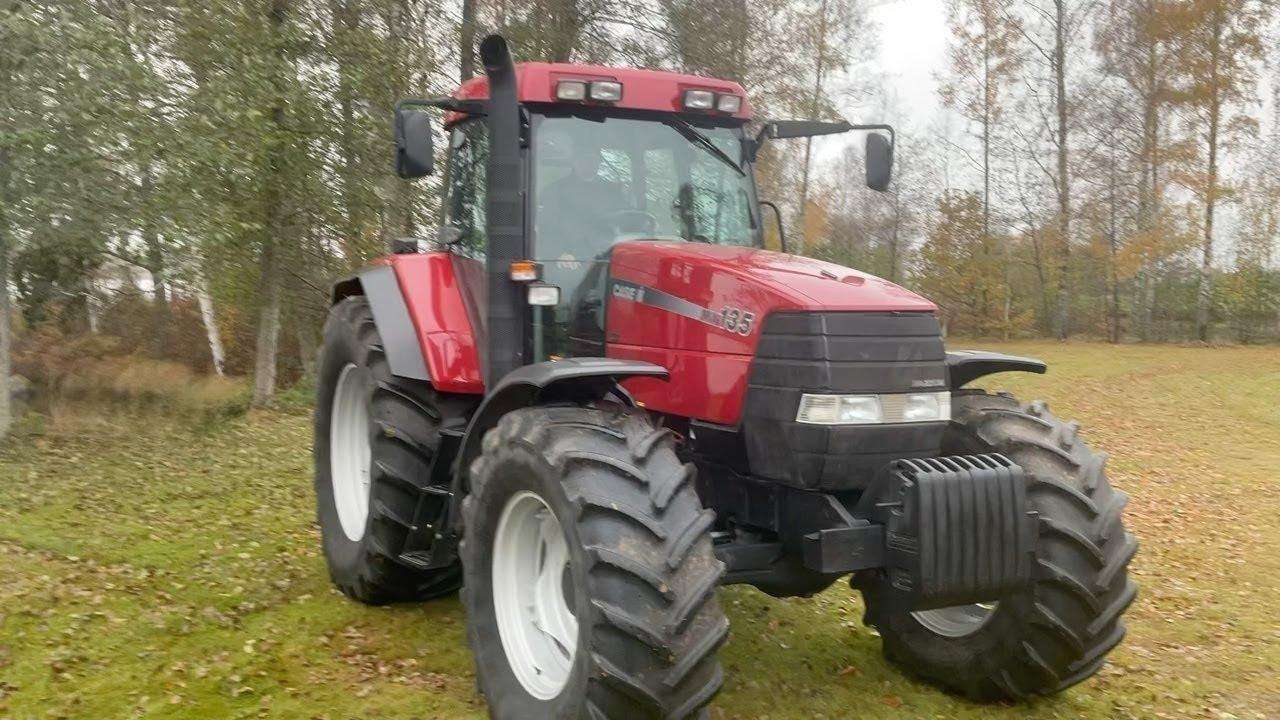 2002 Case IH Maxxum MX135 Tractor